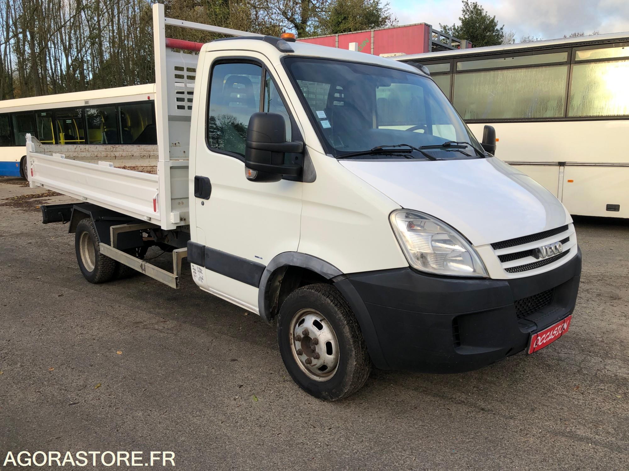 FOURGON BENNE IVECO DAILY 2007 196600 KM Bennes D Occasion