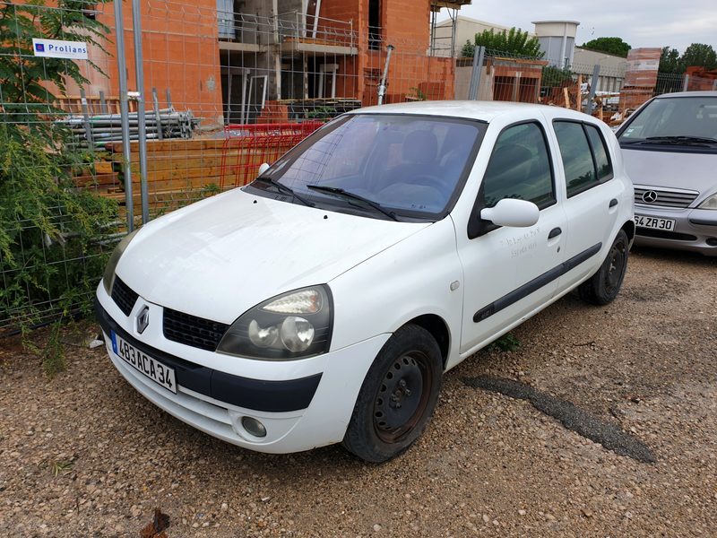 CLIO 483 ACA 34  Voiture  d occasion  aux ench res Agorastore