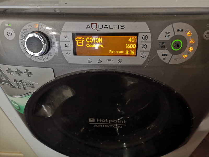 Lave Linge Hotpoint Ariston Aqualtis 11kg - Equipements électroménagers ...