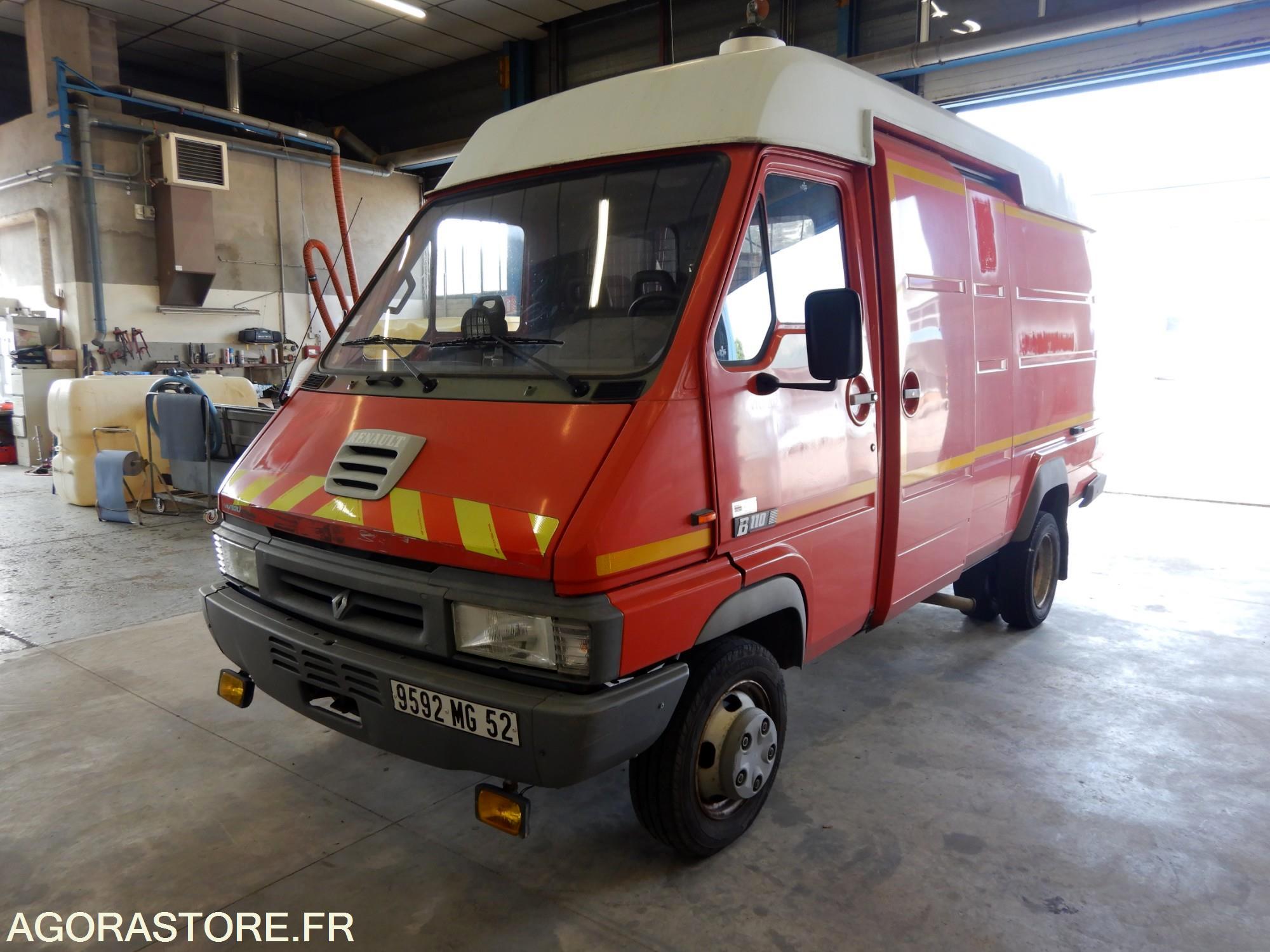 RENAULT B110 Diesel Ex-SDIS - Fourgons D'occasion Aux Enchères - Agorastore