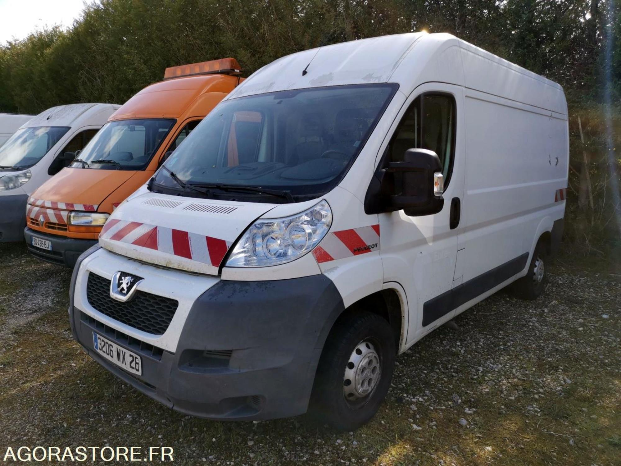 Peugeot Boxer Wx Non Roulant D Occasion Aux Ench Res Agorastore