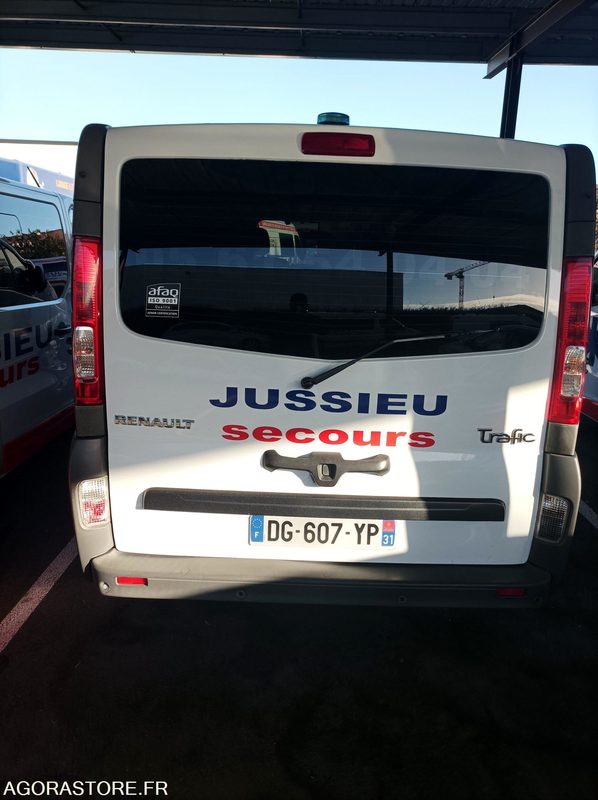 Dg Yp Roulant Renault Trafic Vasp Kms Fourgons