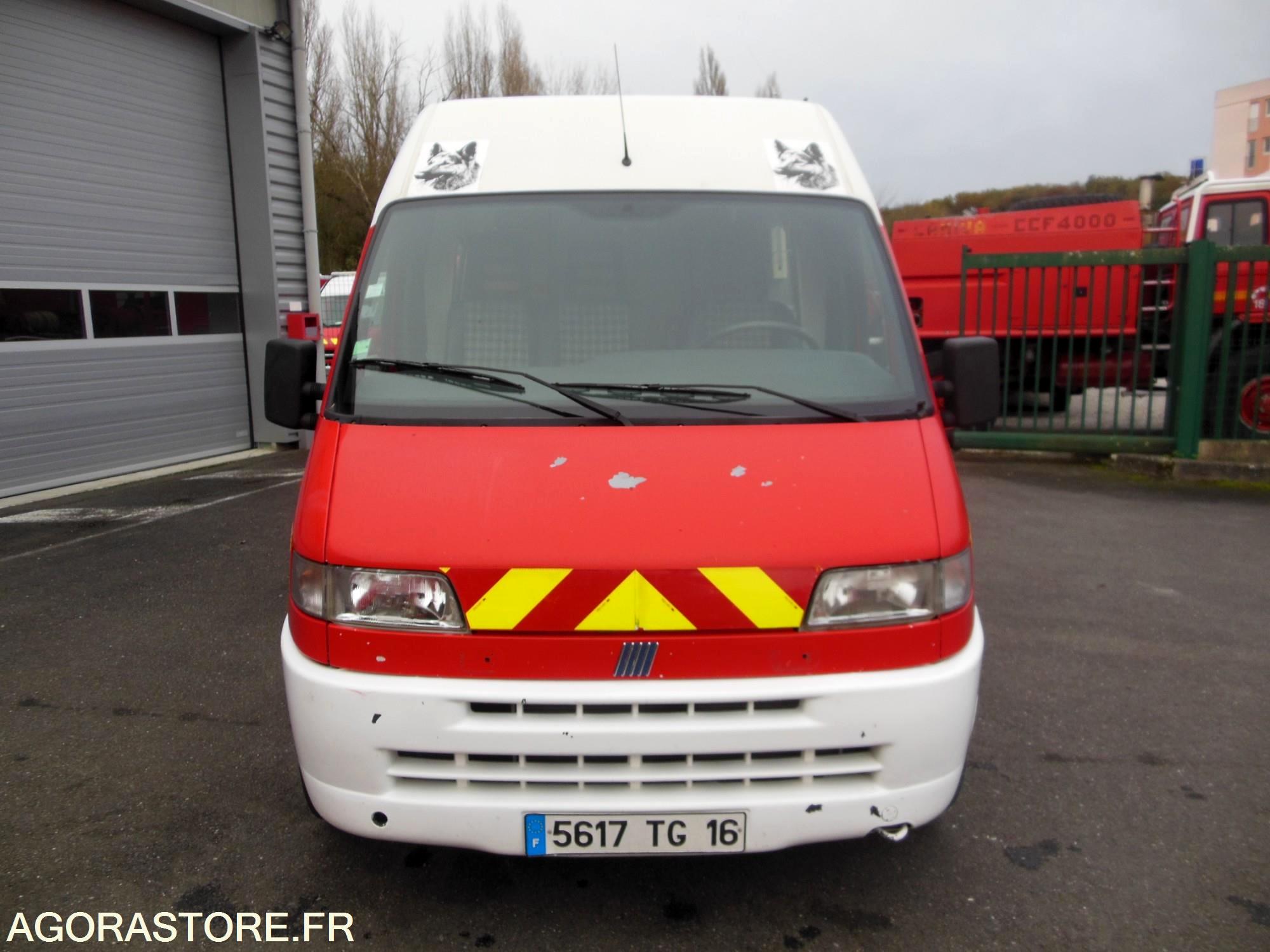 VEHICULE UTILITAIRE 5617 TG 16 - Fourgons D'occasion Aux Enchères ...