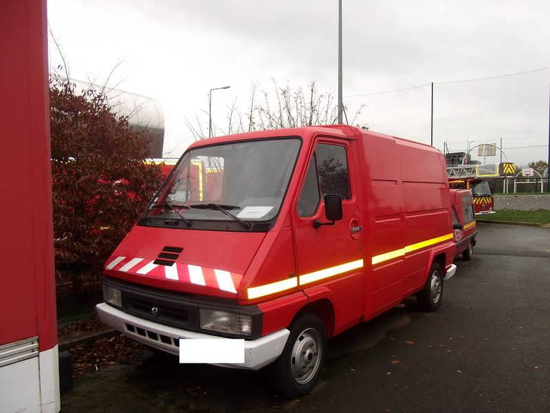 Lot 2018-117 Renault MASTER + Pneus hiver - Utilitaire d ...