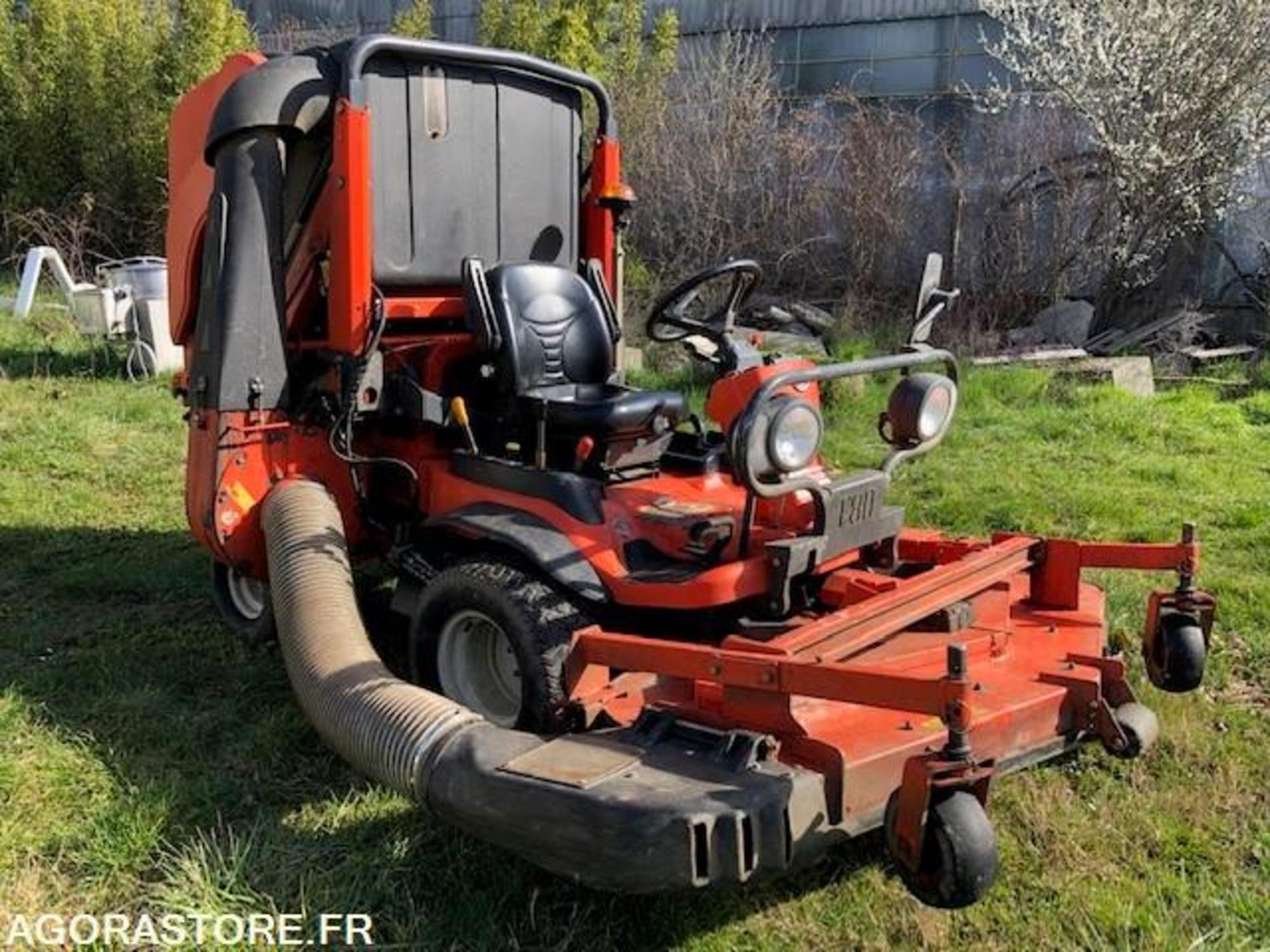 Tondeuse Kubota F Avec Bac Tondeuses D Occasion Aux Ench Res