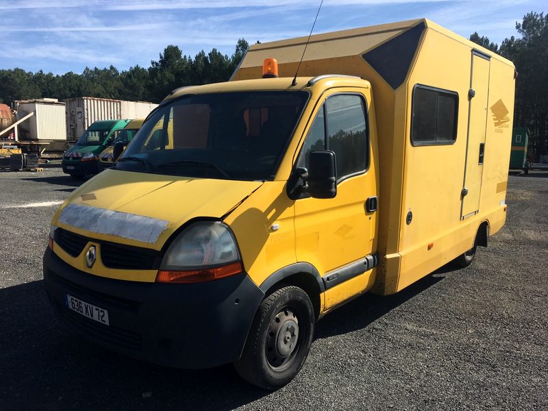 Renault Master camping car 636XV72 P1506941