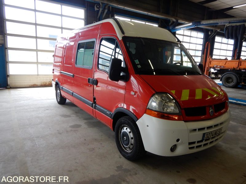 RENAULT Master Diesel Ex-ambulance SDIS - Fourgons D'occasion Aux ...