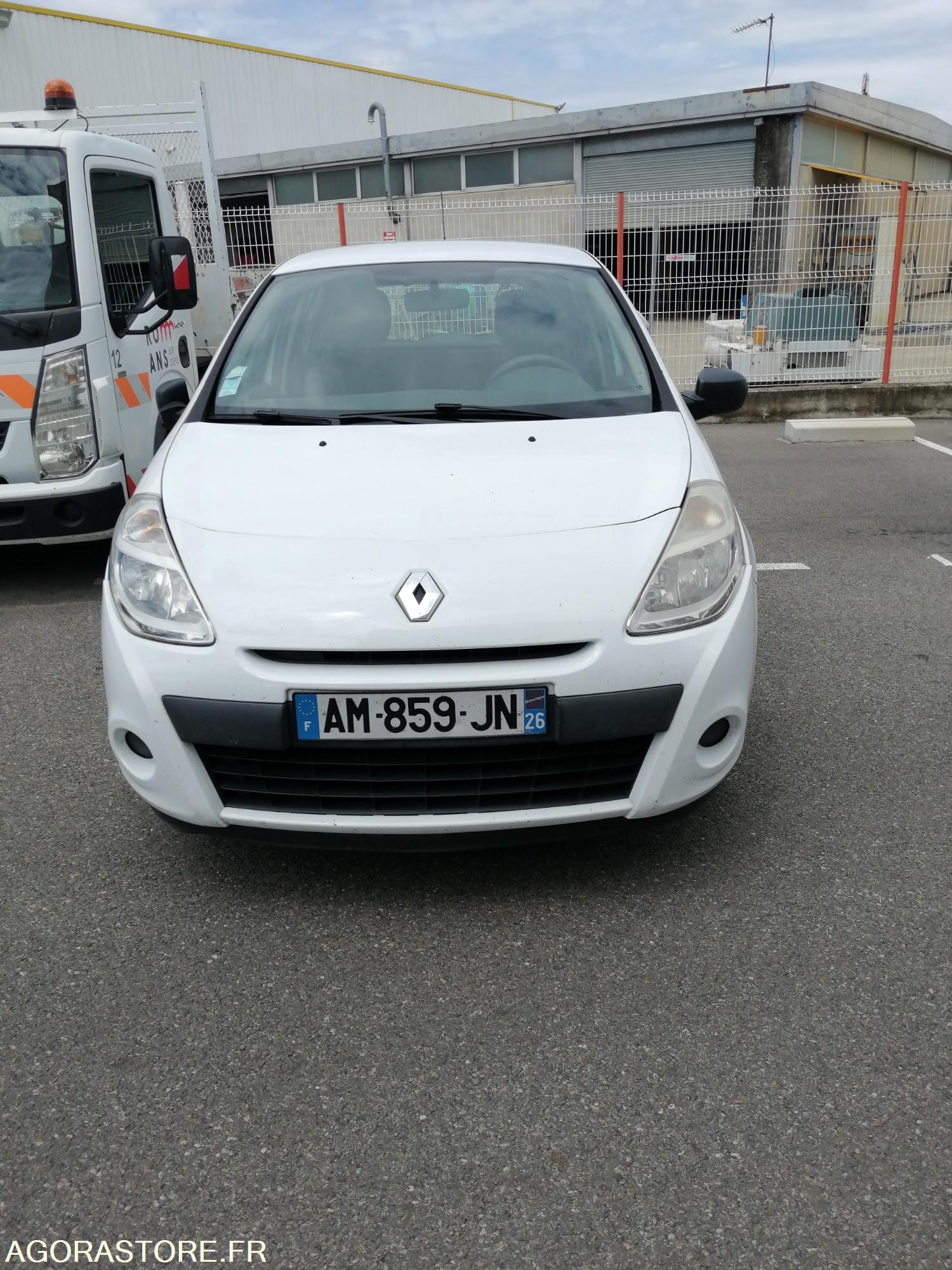 Renault Clio 3 Diesel - Véhicules De Tourisme D'occasion Aux Enchères ...