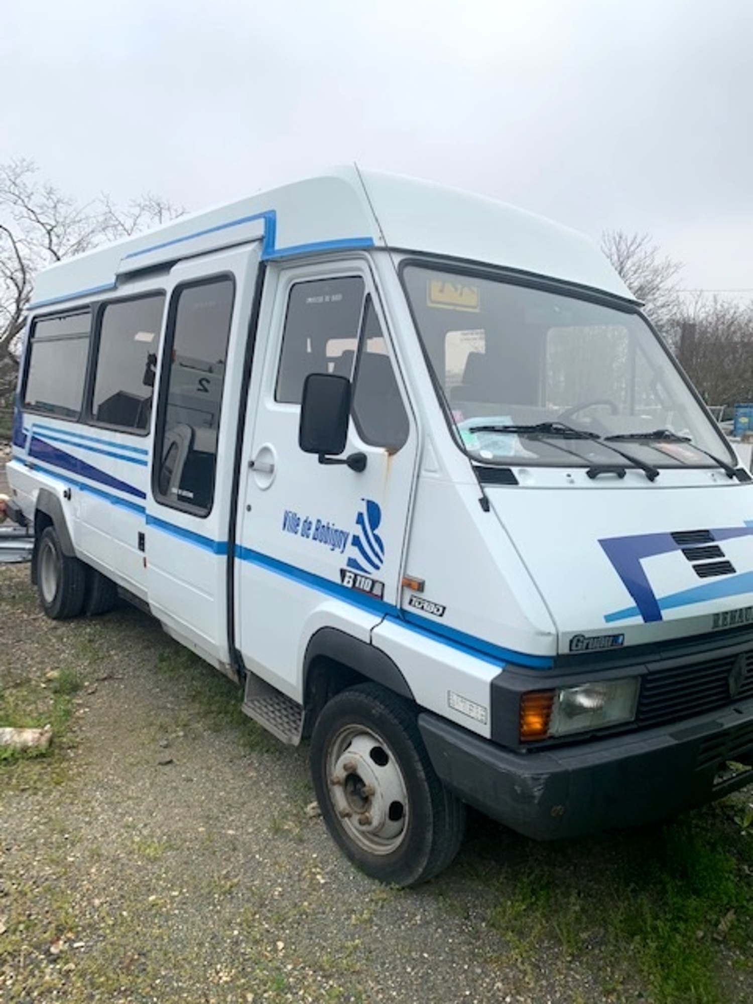 Minibus Renault Master B110 - Vendu Sans Carte Grise - Mini-Midi Bus D ...