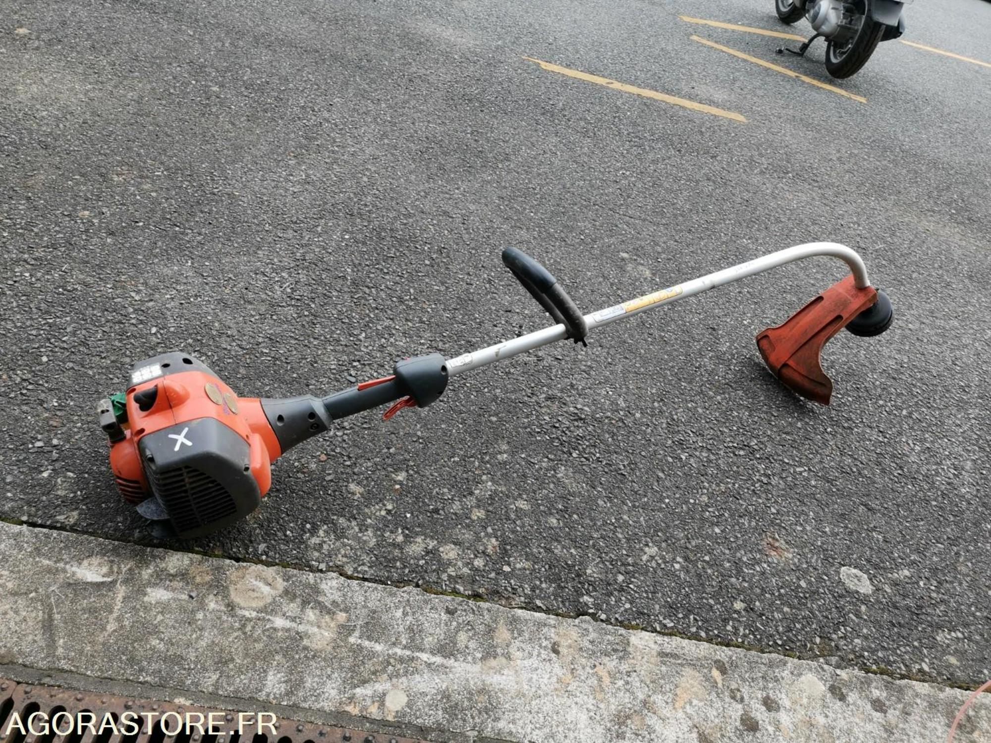 Debrousailleuse Husqvarna C Deb V Hicules Et Entretiens