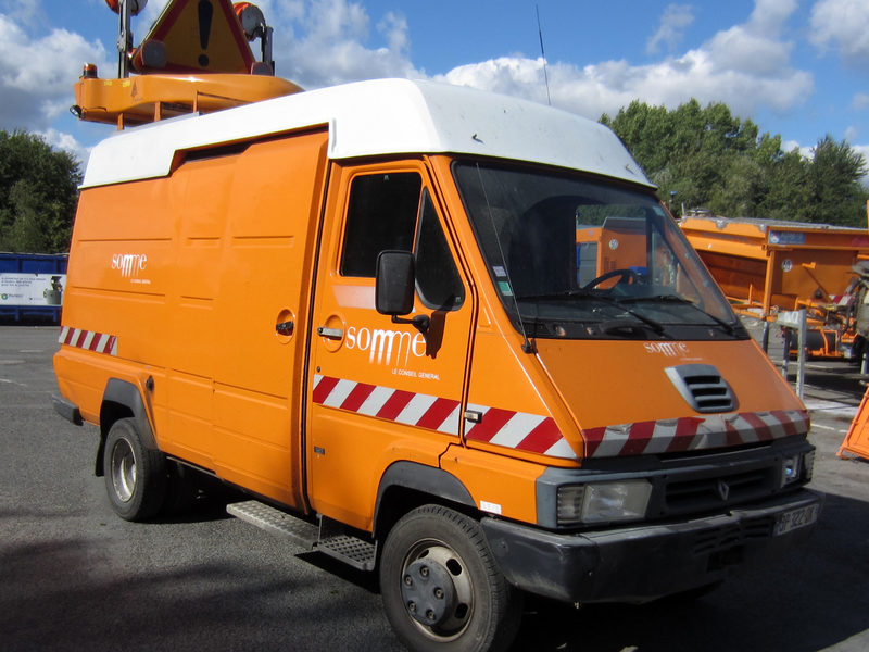 RENAULT B120 / BP-322-QK - Porteurs Routiers D'occasion Aux Enchères ...