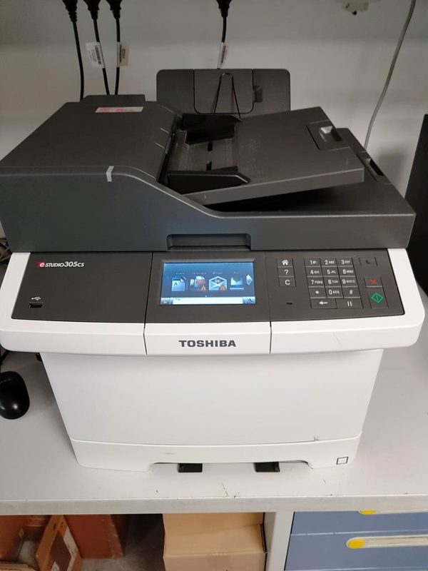Imprimante Toshiba e-Studio 305 CS - Copieur - Imprimante d'occasion aux  enchères - Agorastore
