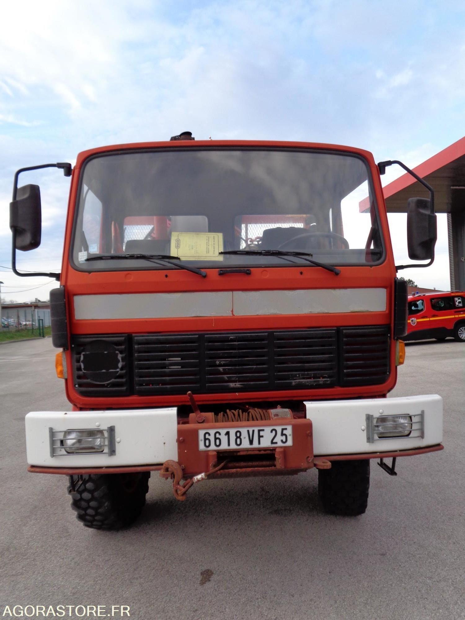 RENAULT CAMION BENNE + GRUE 4X4 6618 VF 25 NON ROULANT - Autres Poids ...